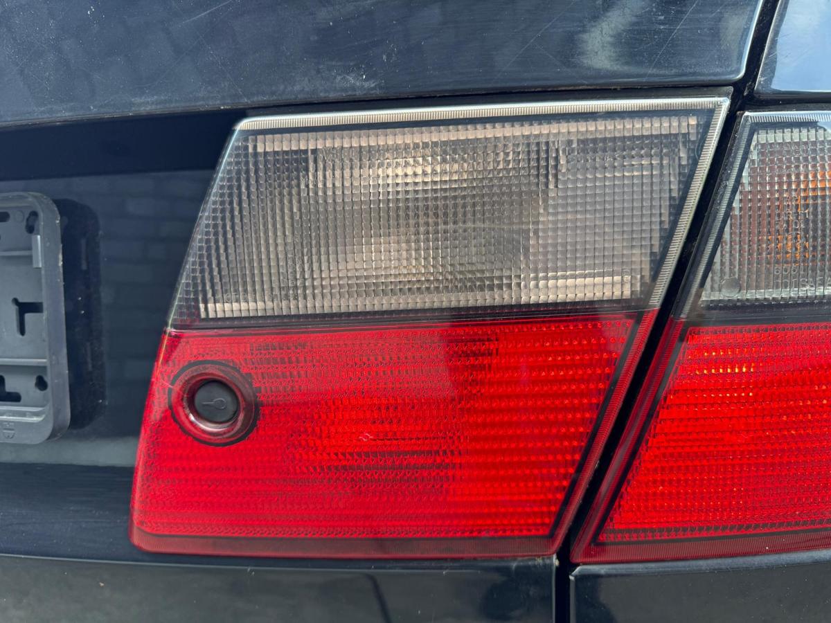 Saab 9-5 original R&uuml;cklicht R&uuml;ckleuchte innen rechts Vorfacelift Limousine BJ99